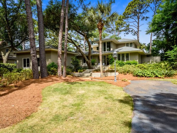 3 Bedrooms/ 3.5 Bathrooms Short walk to the beach rental home in Palmetto Dunes