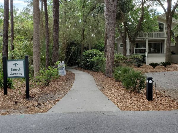 3 Bedrooms/ 3.5 Bathrooms Short walk to the beach rental home in Palmetto Dunes