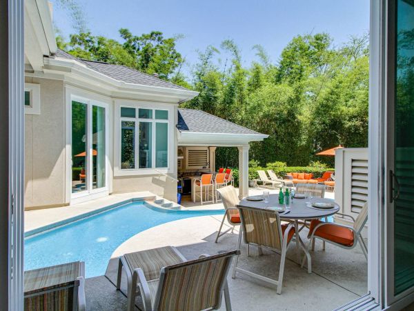 Hilton Head Luxury Vacation Rental - Walk to Beach 8-Bedroom Estate