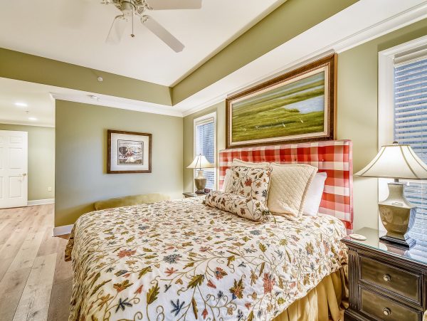 Three-Bedroom Vacation Rental With Three Bathrooms
