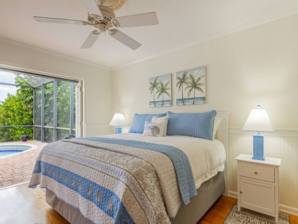Canalfront Three Bedroom Vacation Home with Private Pool