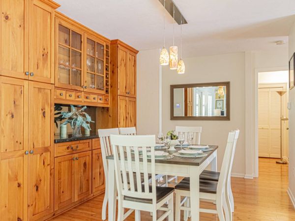 Canalfront Three Bedroom Vacation Home with Private Pool