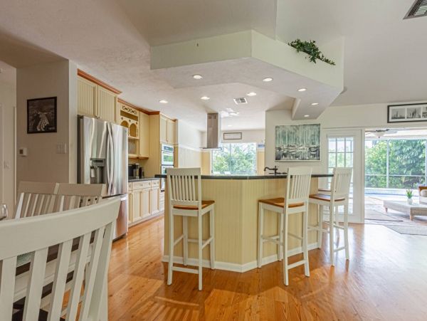 Canalfront Three Bedroom Vacation Home with Private Pool