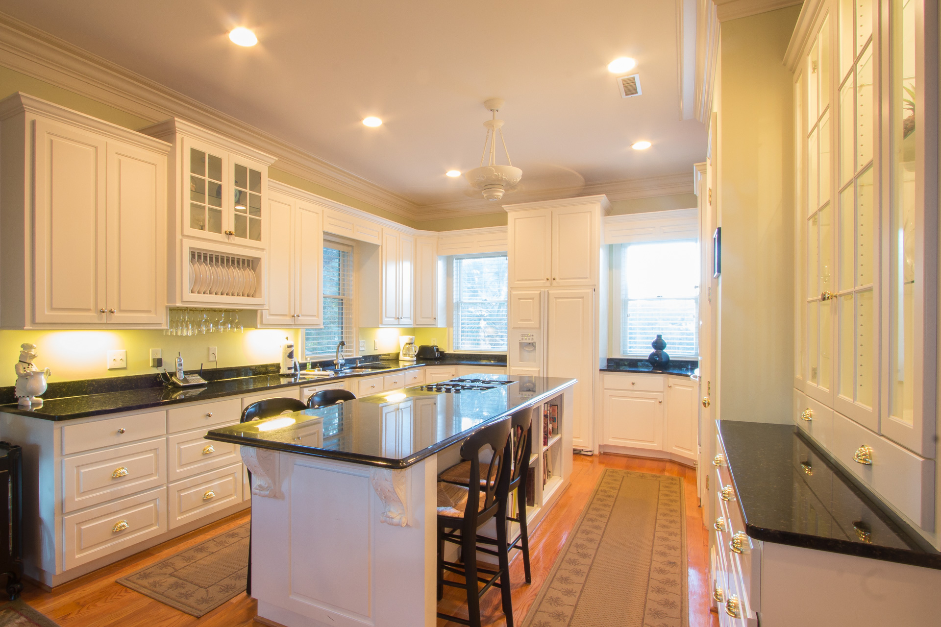 Four Bedroom Home in Isle of Palms with Pool