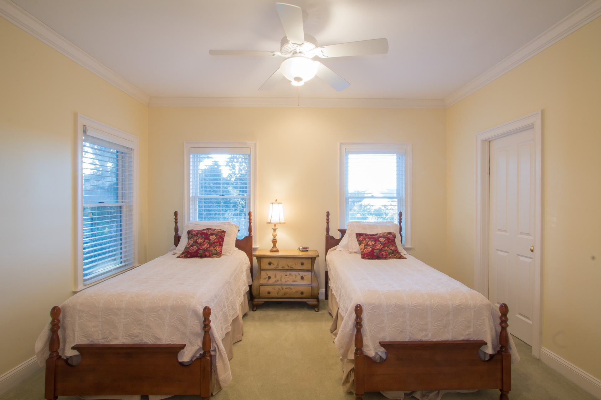 Four Bedroom Home in Isle of Palms with Pool