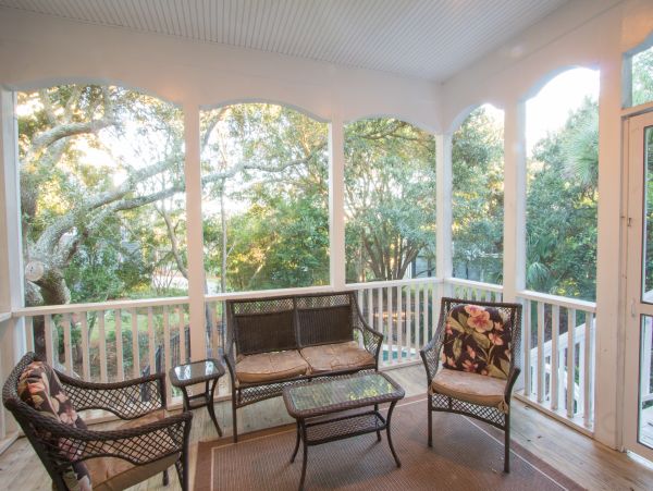Four Bedroom Home in Isle of Palms with Pool