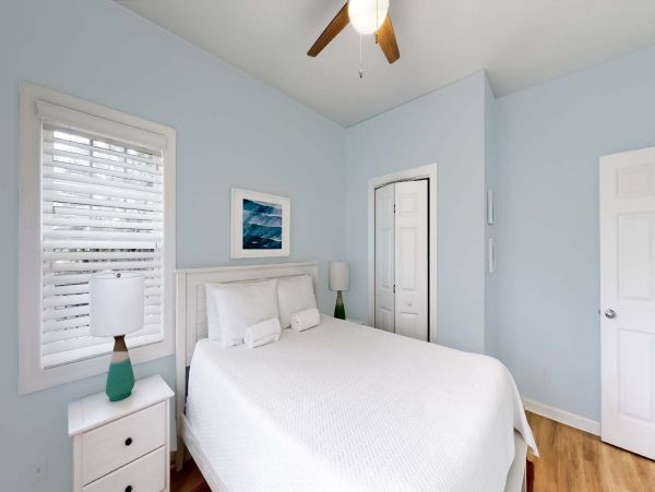 Charming 4 Bedroom Home in Isle of Palms