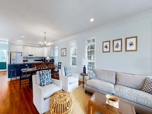 Charming 4 Bedroom Home in Isle of Palms