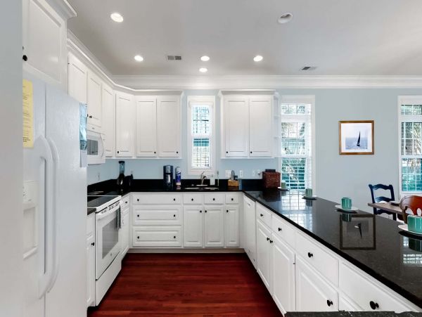 Charming 4 Bedroom Home in Isle of Palms