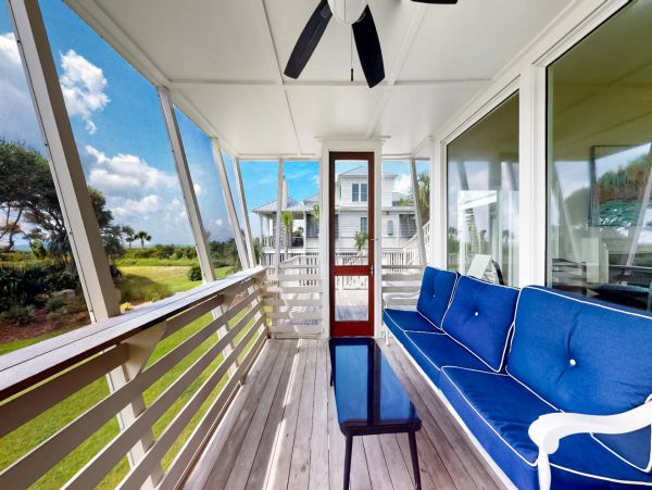 Oceanfront Vacation Home in Isle of Palms Sleeps Twelve Bedroom