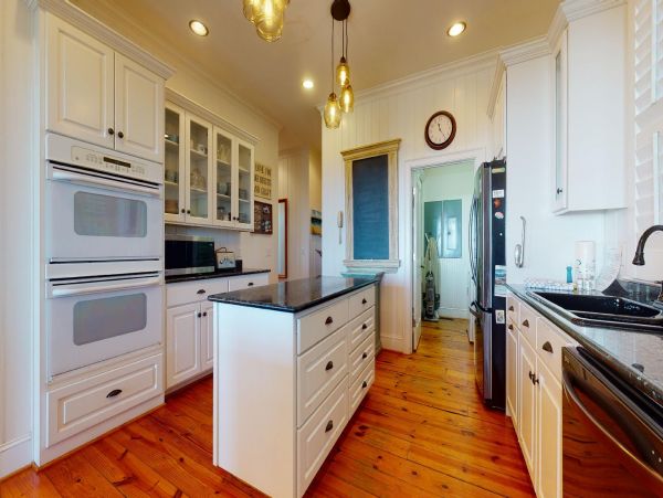 Oceanfront Isle of Palms Vacation Home Six bedroom