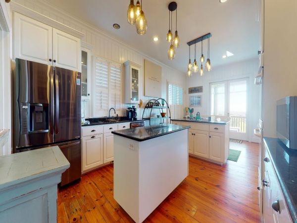 Oceanfront Isle of Palms Vacation Home Six bedroom
