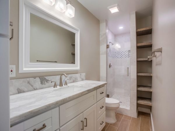 Amazing Six Bedroom Triplex in Ocean Beach
