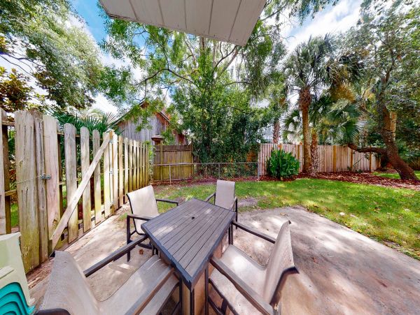 Isle Of Palms Home 1015119
