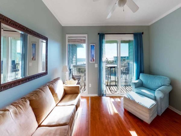 Isle Of Palms Condo 1015125