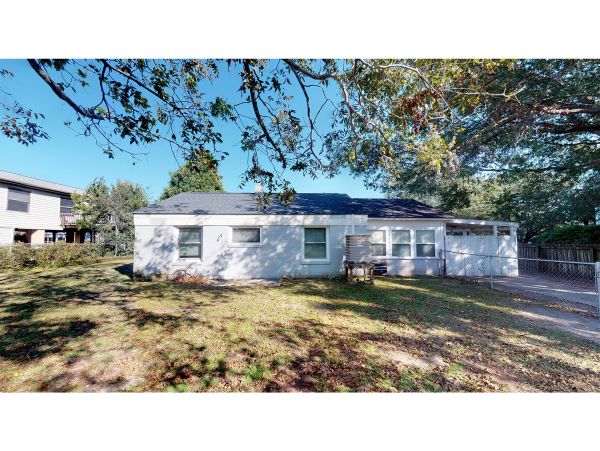 Isle Of Palms Home 1015128