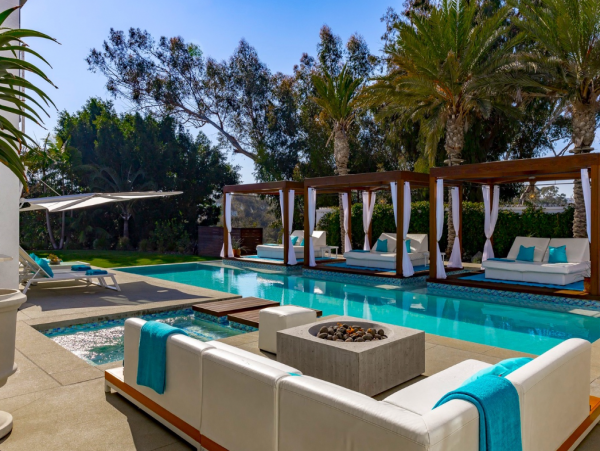 Luxurious Seven Bedroom Home in San Diego with Pool & Spa