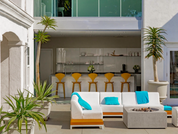 Luxurious Seven Bedroom Home in San Diego with Pool & Spa