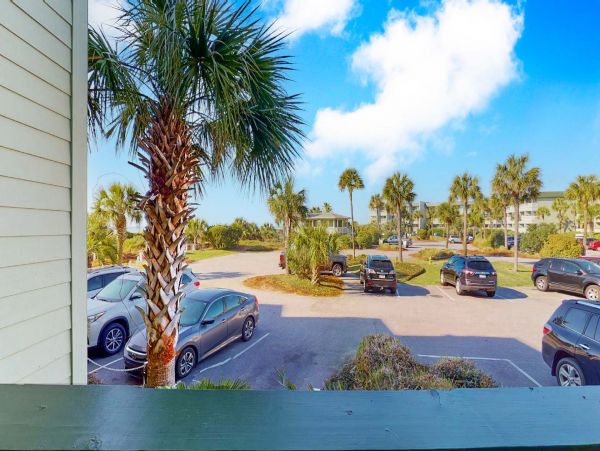 Isle Of Palms Condo 1015135