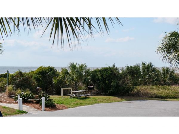 Isle Of Palms Condo 1015135