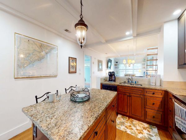 Isle Of Palms Home 1015137