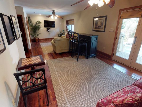 Isle Of Palms Home 1015144