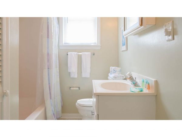 Isle Of Palms Home 1015150