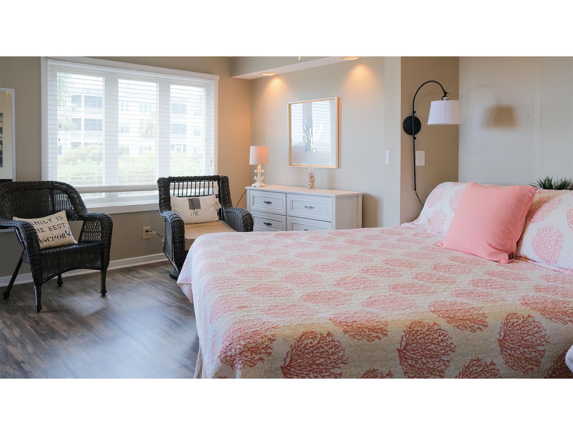 Isle Of Palms Condo 1015153