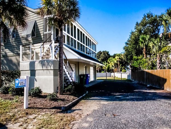 Isle Of Palms Home 1015155