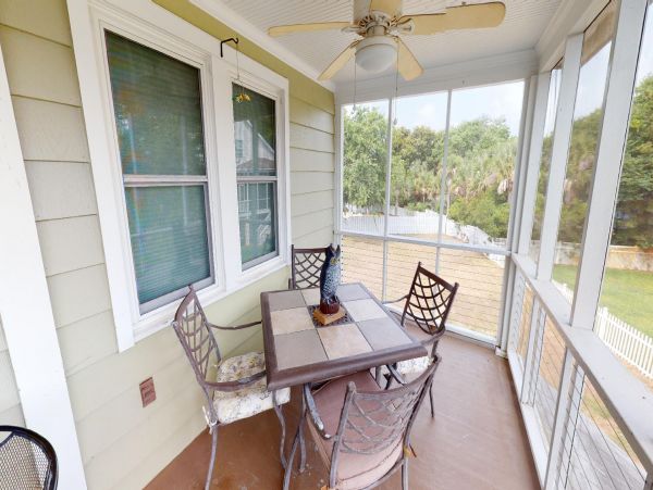 Isle Of Palms Home 1015155
