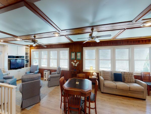 Isle Of Palms Home 1015155