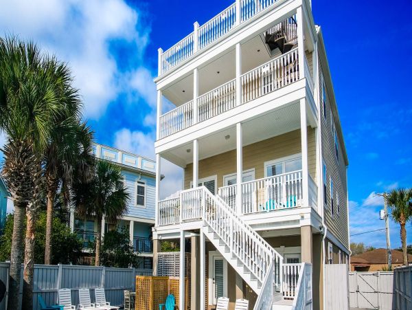 Isle of Palms Vacation Pool Home Walk to Beach