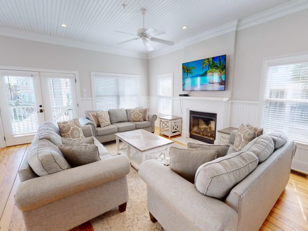 Isle of Palms Vacation Pool Home Walk to Beach