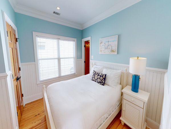 Isle of Palms Vacation Pool Home Walk to Beach