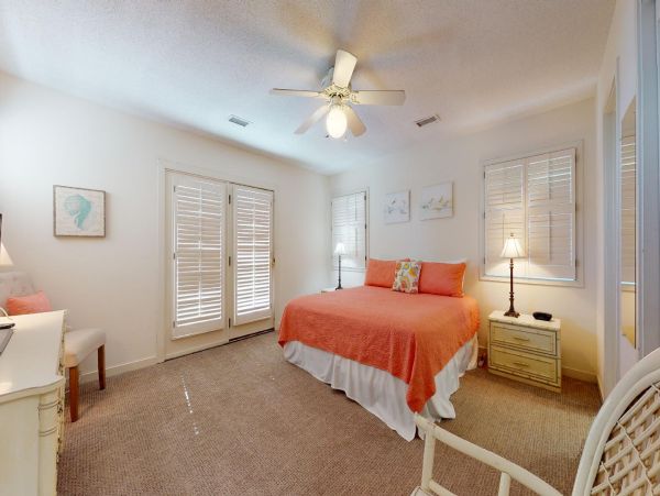 Isle Of Palms Home 1015167
