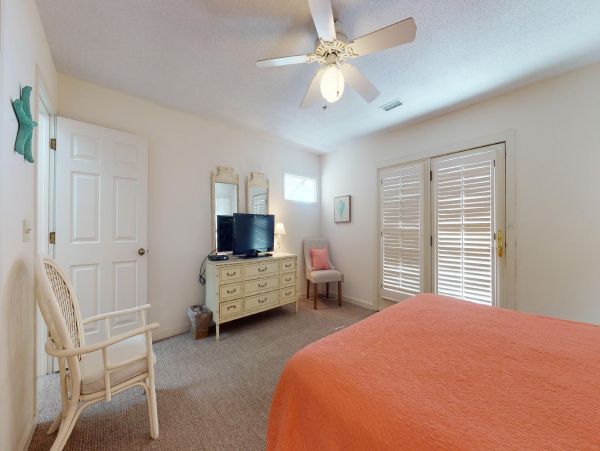 Isle Of Palms Home 1015167