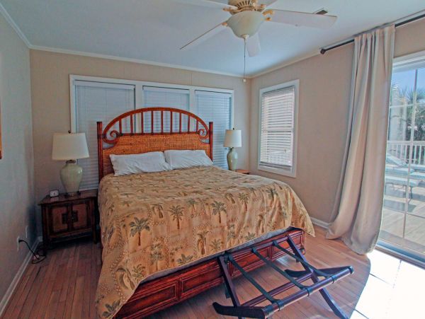 Isle Of Palms Home 1015169