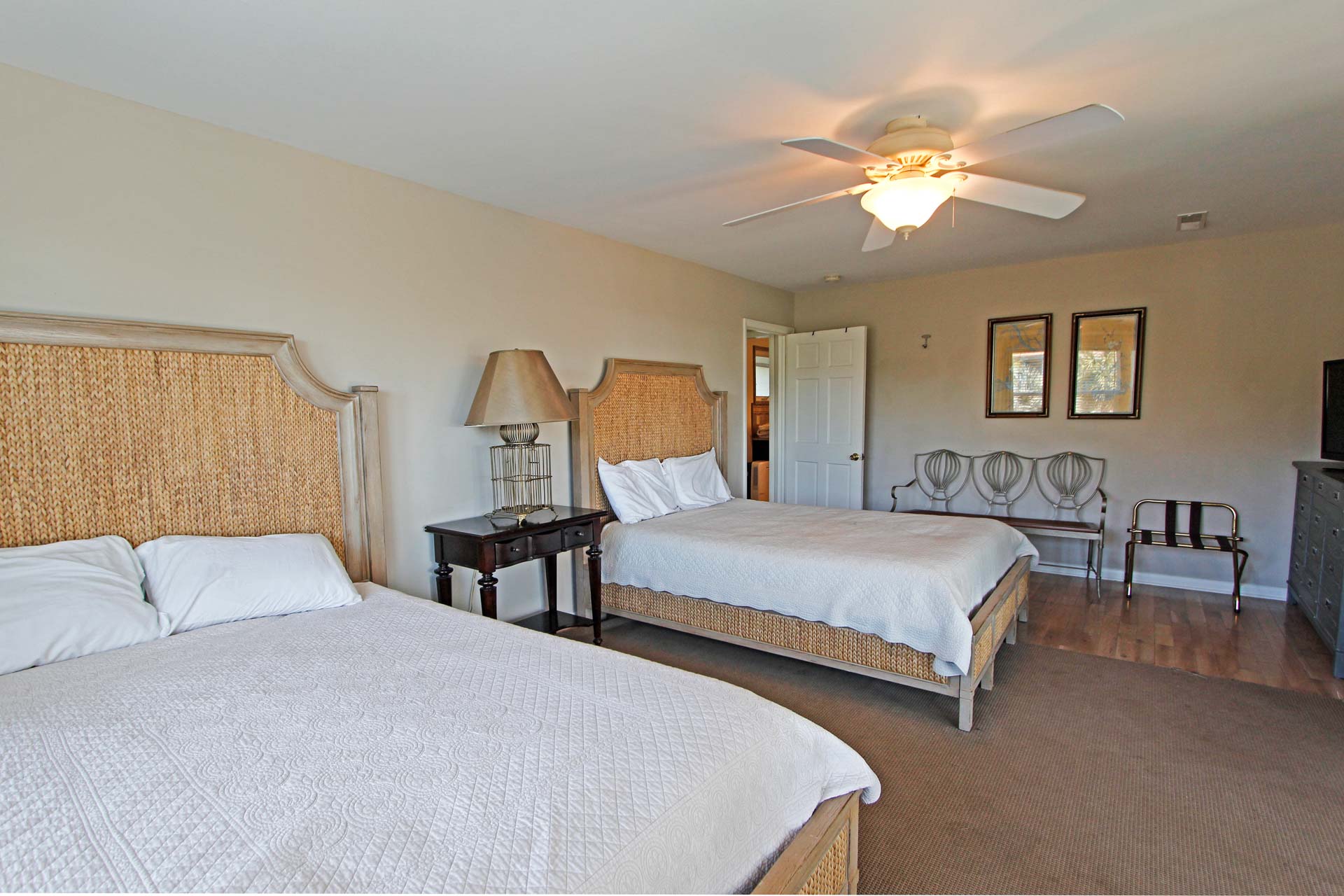 Isle Of Palms Home 1015169