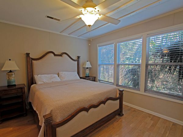 Isle Of Palms Home 1015169