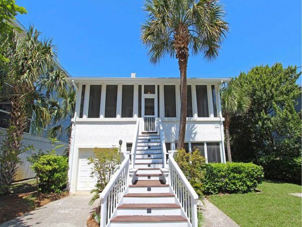 Isle Of Palms Home 1015170