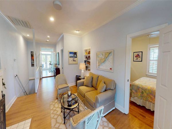 Isle Of Palms Home 1015170