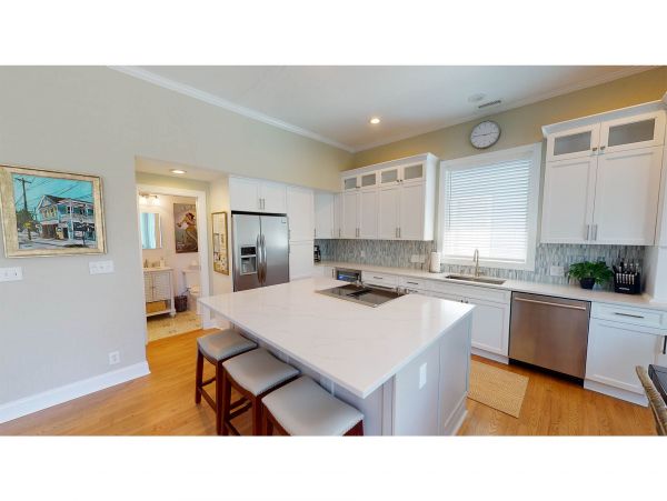 Isle Of Palms Home 1015170