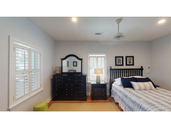 Isle Of Palms Home 1015170
