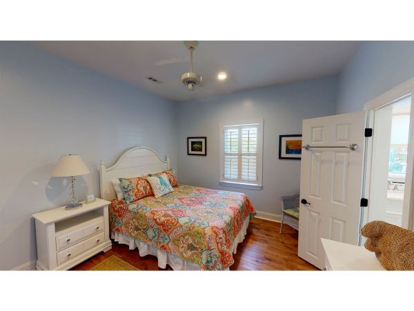 Isle Of Palms Home 1015170