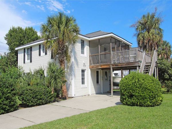 Isle Of Palms Home 1015172