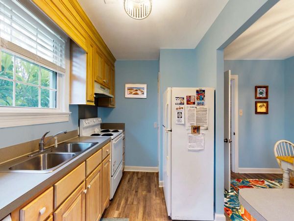 Isle Of Palms Home 1015172
