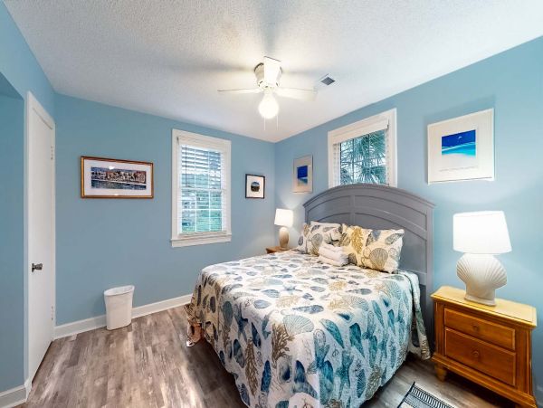 Isle Of Palms Home 1015172