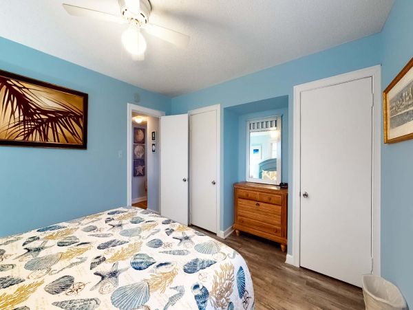 Isle Of Palms Home 1015172