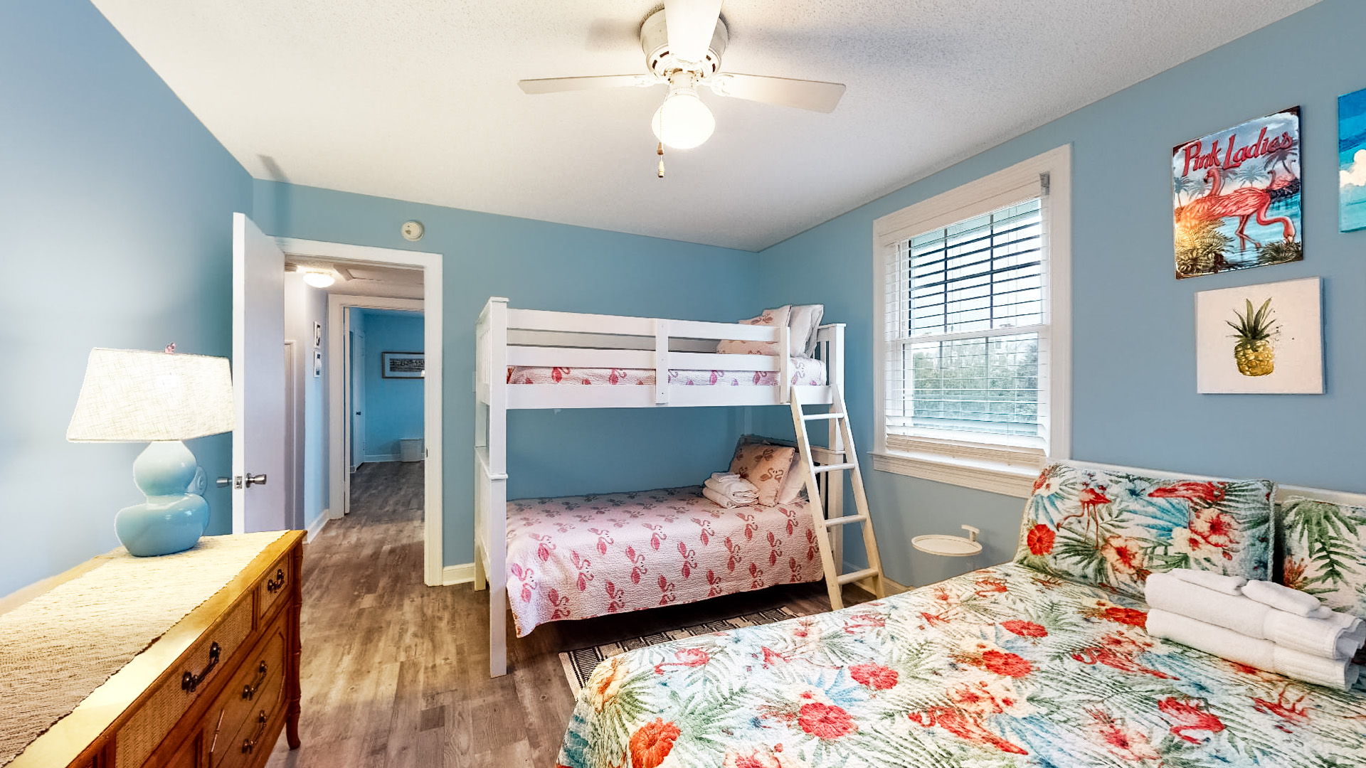 Isle Of Palms Home 1015172