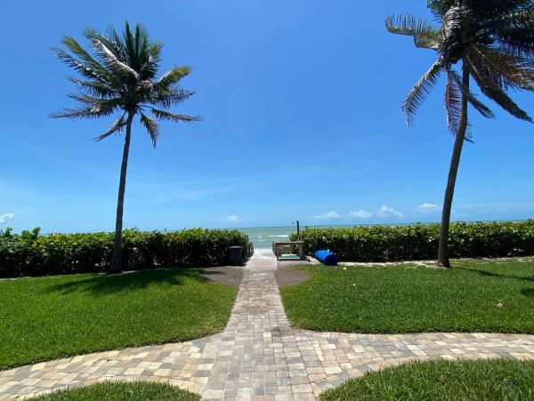 Charming Two Bedroom Condo in Sanibel Sleeps 6
